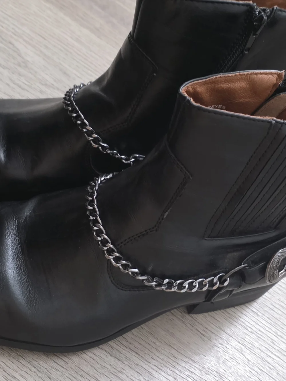 Men's Black Leather Ankle Boots with Silver Chain Accent Size 11